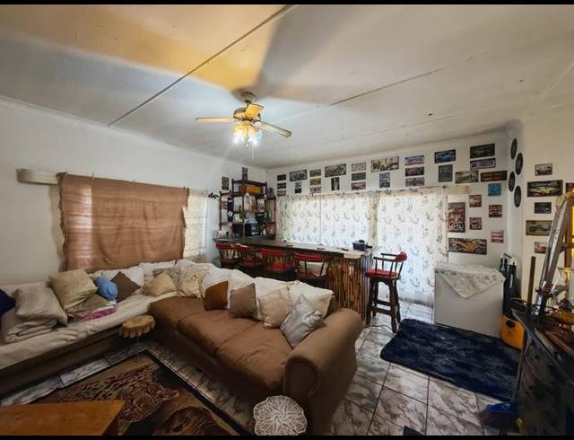 3 BEDROOM HOUSE FOR SALE IN DALVIEW